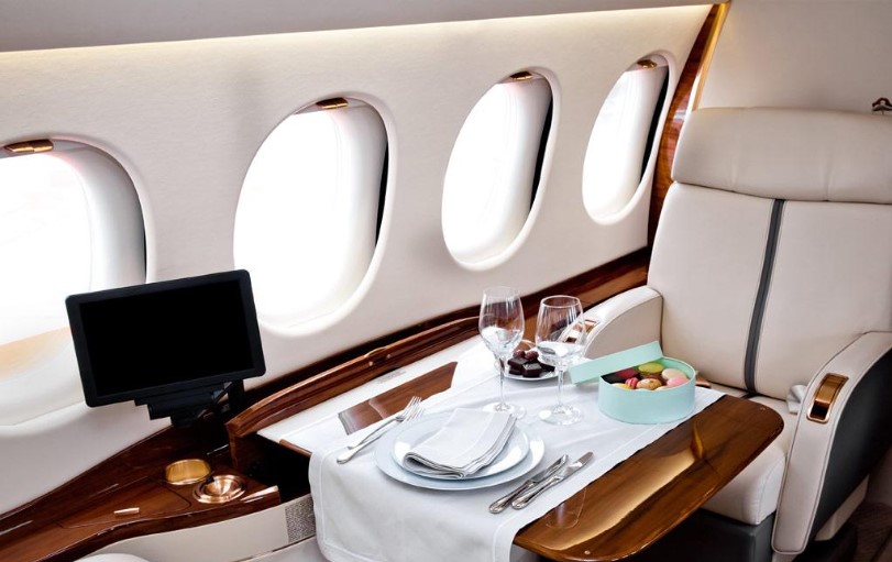  Amenities You Can Enjoy on a Private Flight
