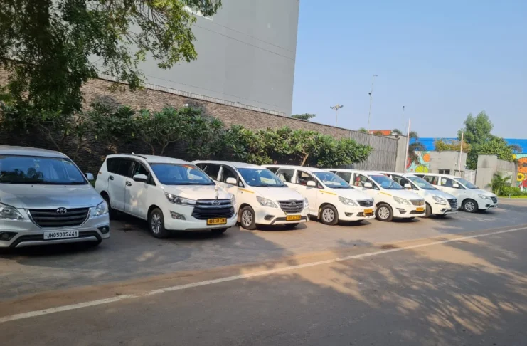 Reliable Intercity Journeys Jalandhar to Delhi Taxi Services